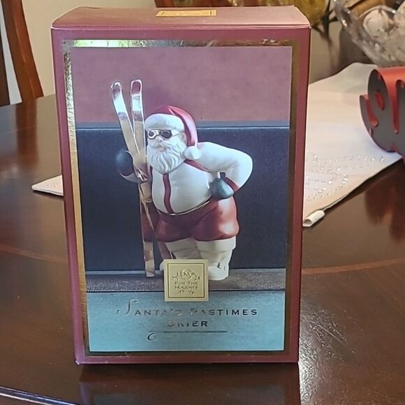 SANTA'S PASTIMES SKIER - collectibles - Picture 7 of 8